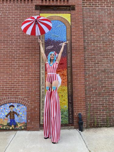 carnival-stilt-walker