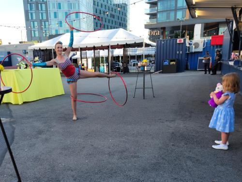 hula-hooper-boston